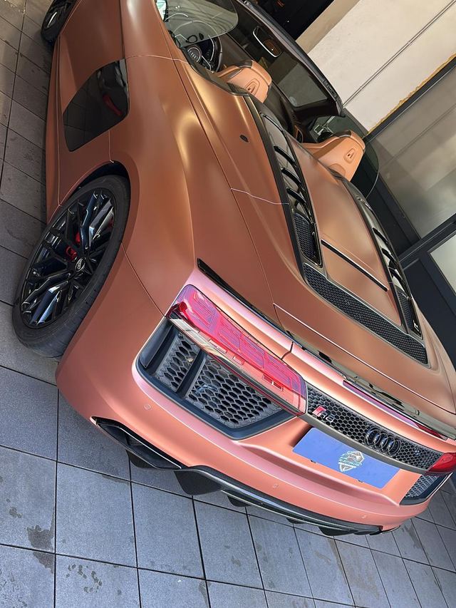 Audi R8 Spyder nach der Aufbereitung bei HL Autopflege